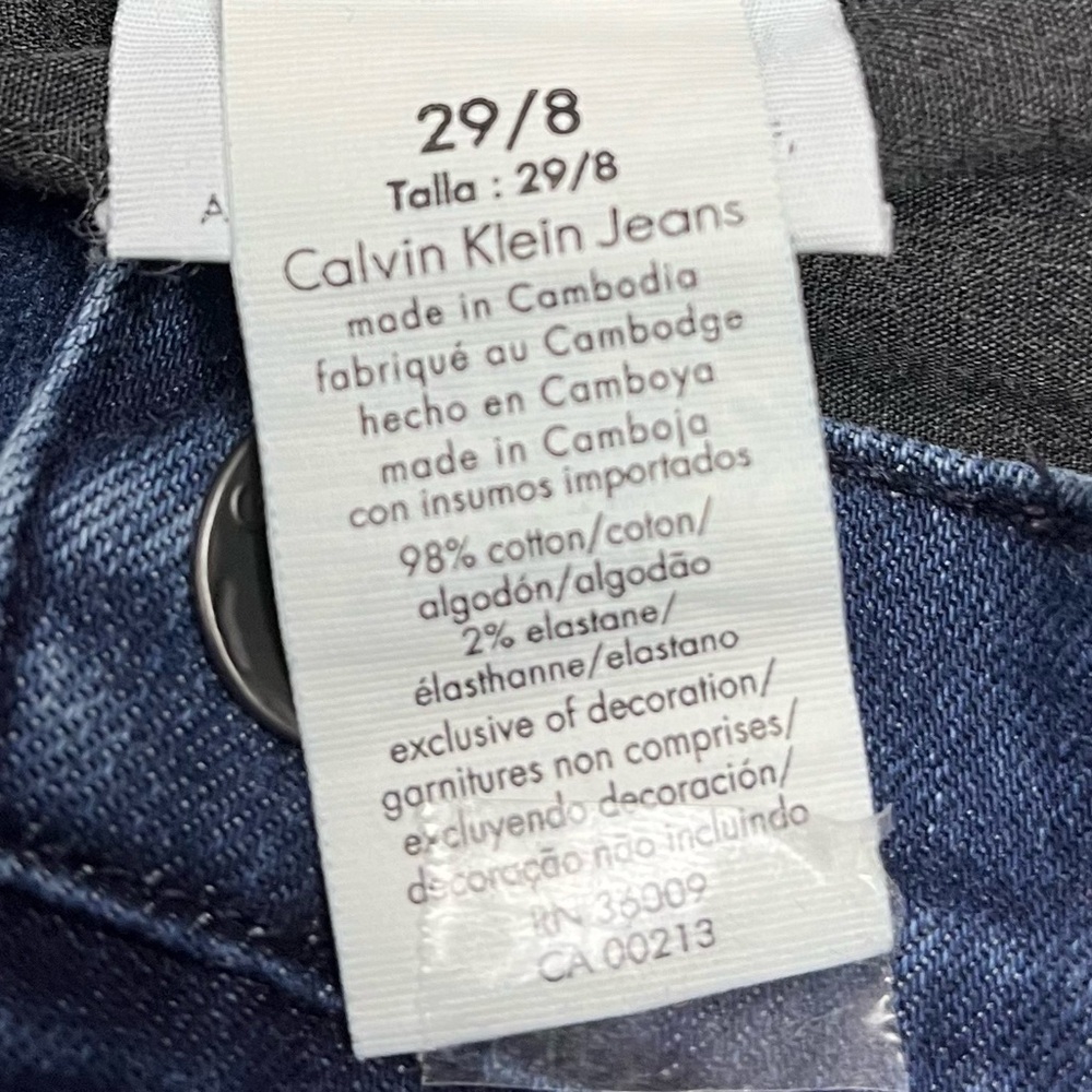 Calvin Klein Jeans Modern Boot Cut 29/8 Dark Wash Flared 5 Pockets Size 8 - Picture 9 of 12